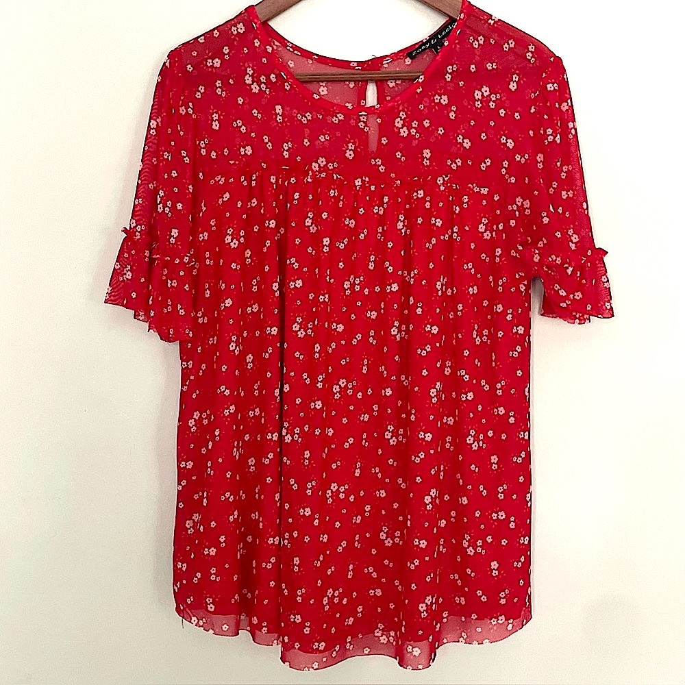 Red Floral Blouse Top Relaxed Fit Airy Ruffles Short Sleeves, Women’s size Large